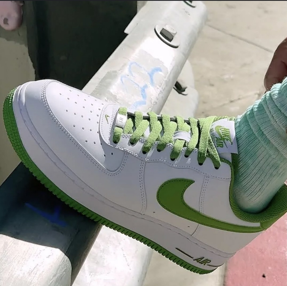 Nike Air Force 1 '07 White Chlorophyll